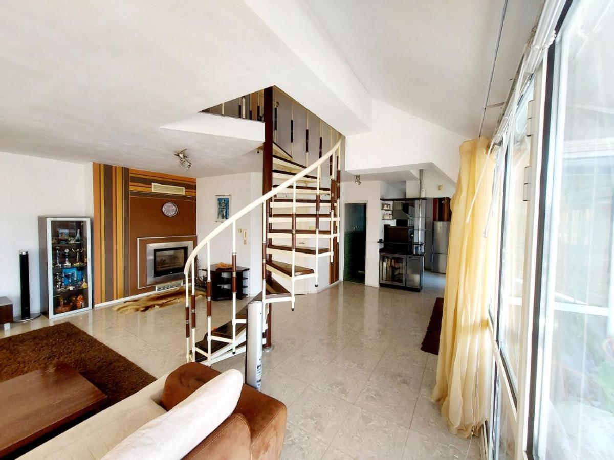 Comfort Flat Burgas Exterior foto